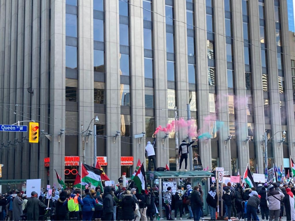 Protesters at the Ceasefire Now rally in Toronto 