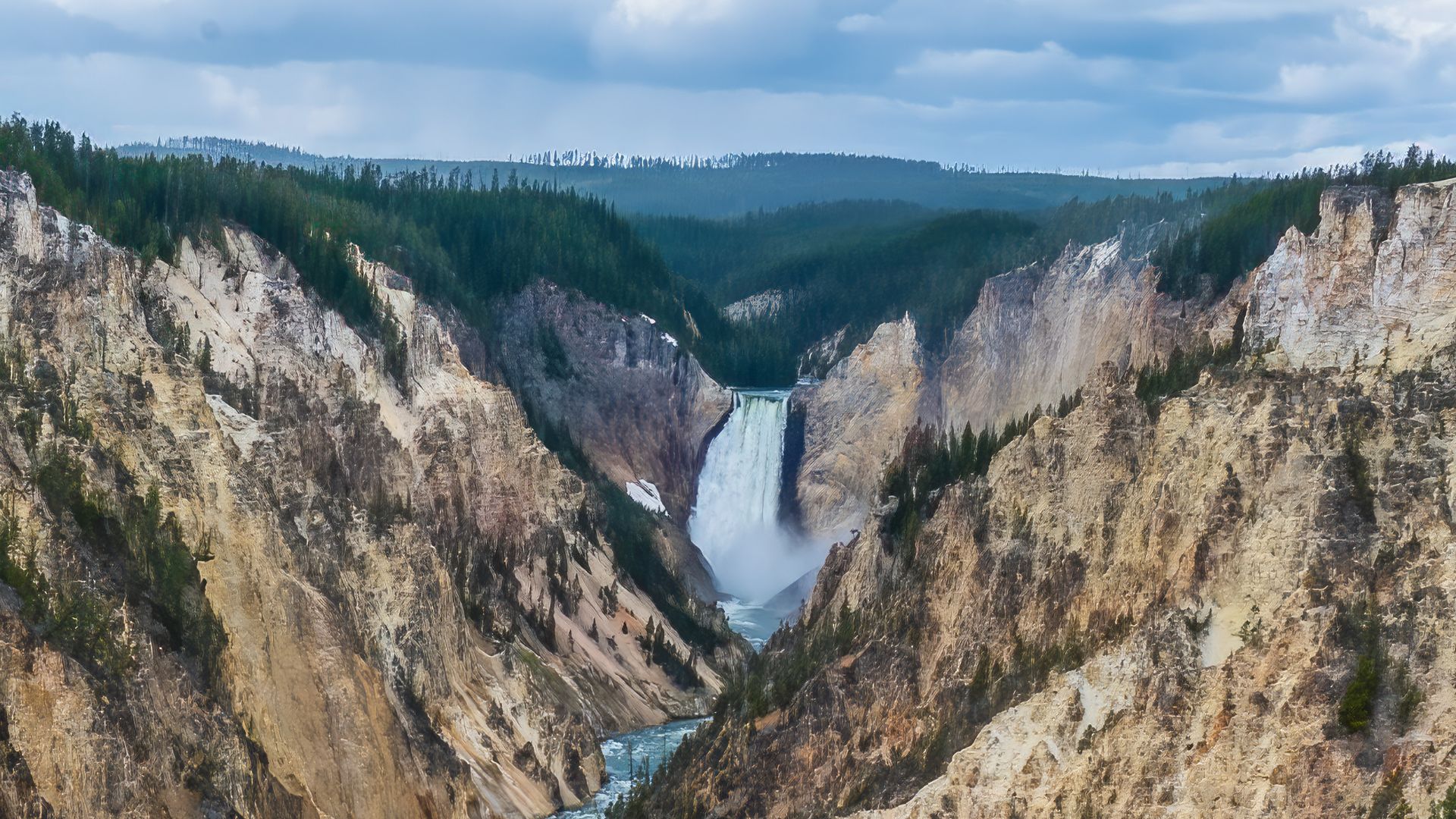 Yellowstone Falls in Yellowstone National Park